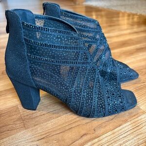 Valenti Franco Black Prom Wedding Formal Booties Elegant Mesh Ankle Boots Size 8